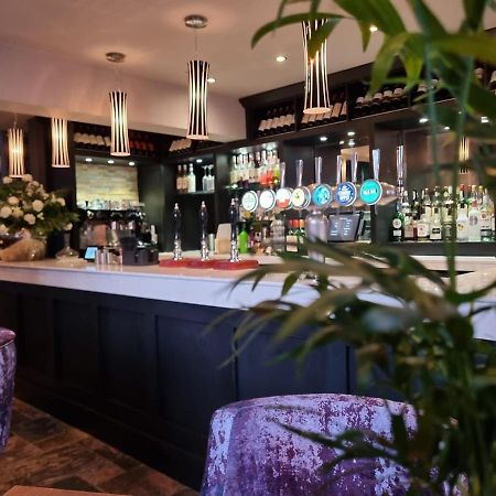 The Lion Hotel Brewood Ngoại thất bức ảnh