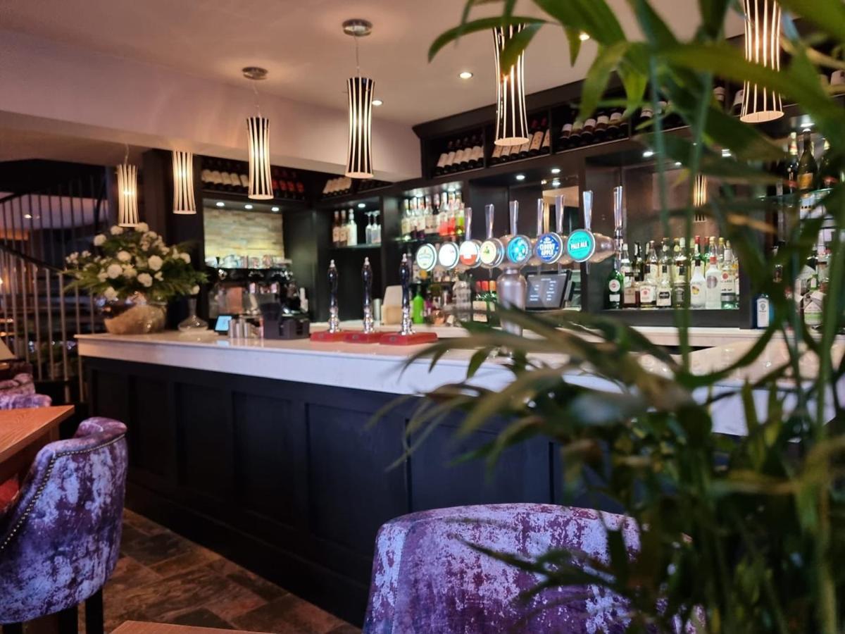 The Lion Hotel Brewood Ngoại thất bức ảnh